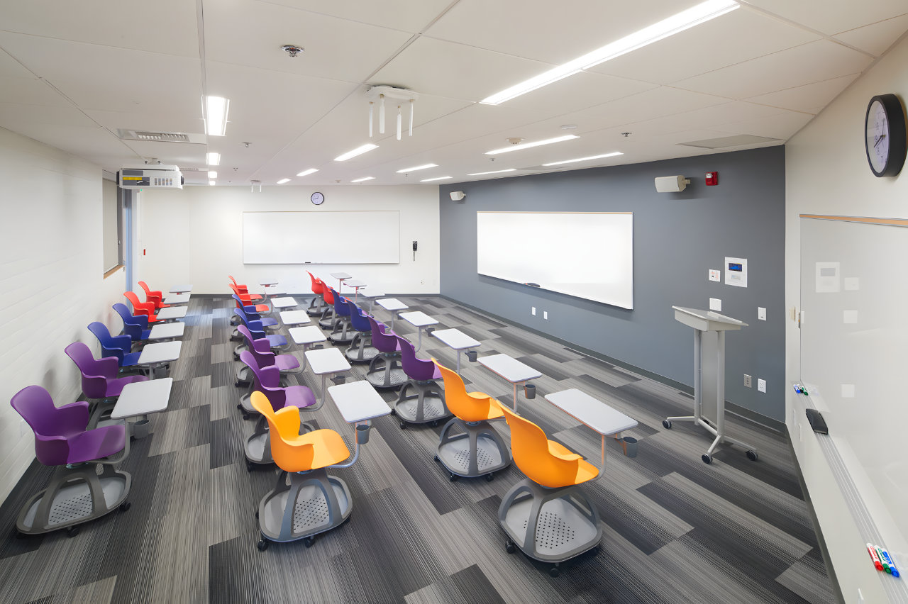 Los-angeles-pitzer-college-mla-12