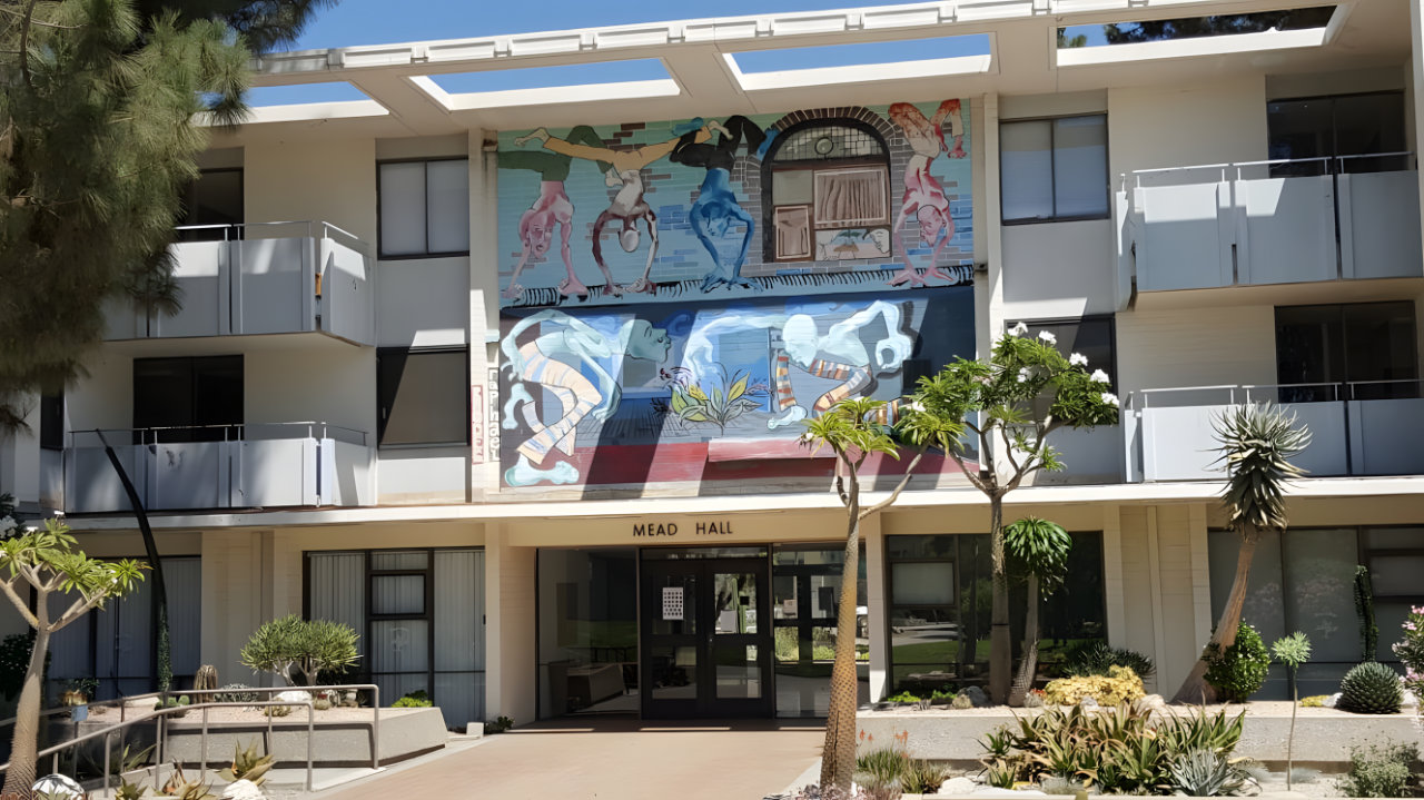 Los-angeles-pitzer-college-mla-5